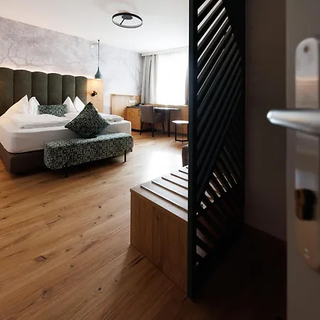 Restaurant Zur Post מלון מלק