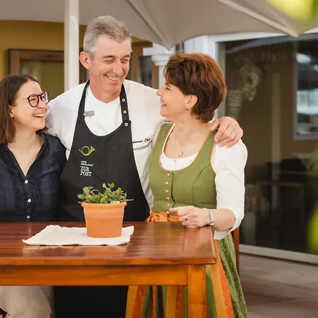 Restaurant Zur Post 4* Melk