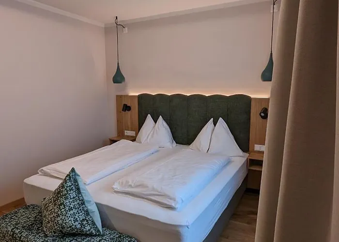 Restaurant Zur Post 4* Melk